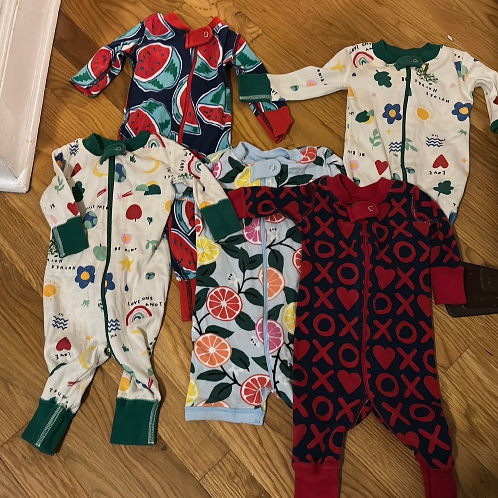 Bundle of Hanna Andersson sleepers/pajamas. Misc sizes, all 0-3,3-6,6-12 mo